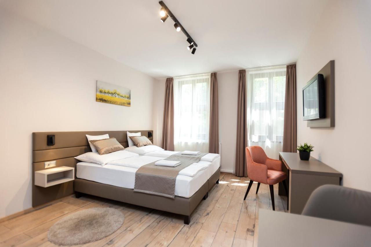 Vegvar Spa Apartman Gyula Exterior photo