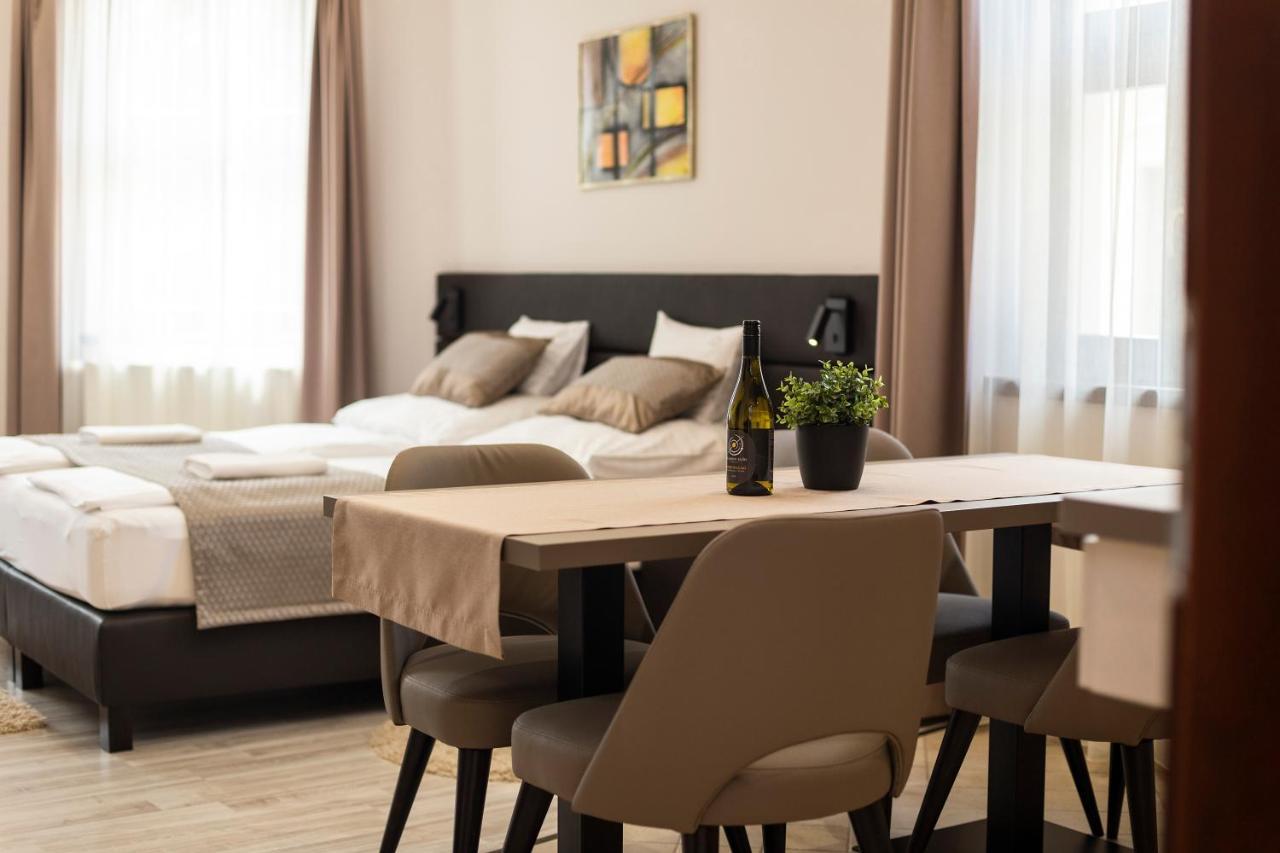 Vegvar Spa Apartman Gyula Exterior photo