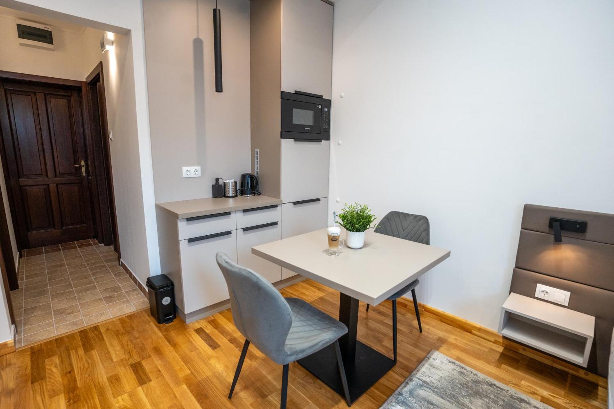 Vegvar Spa Apartman Gyula Exterior photo
